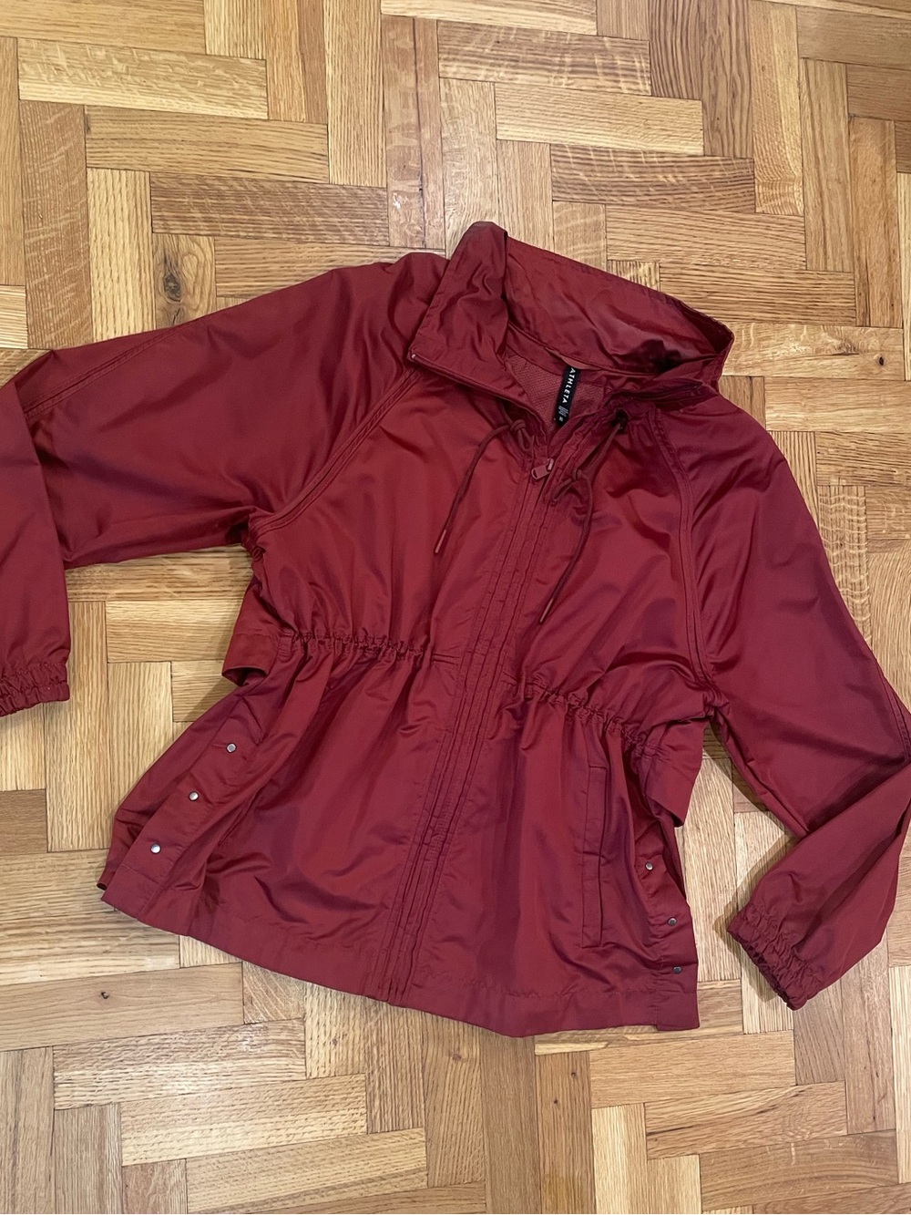 ATHLETA~Windbreaker Jacket with Drawstring Waist